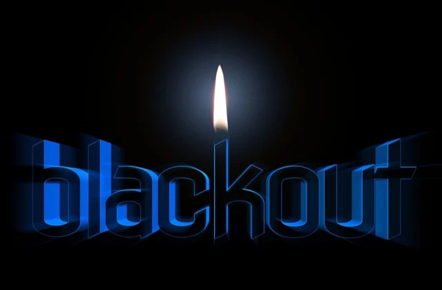 Nigeria’s Power Grid Fails Once More, Leaving Millions in the Dark