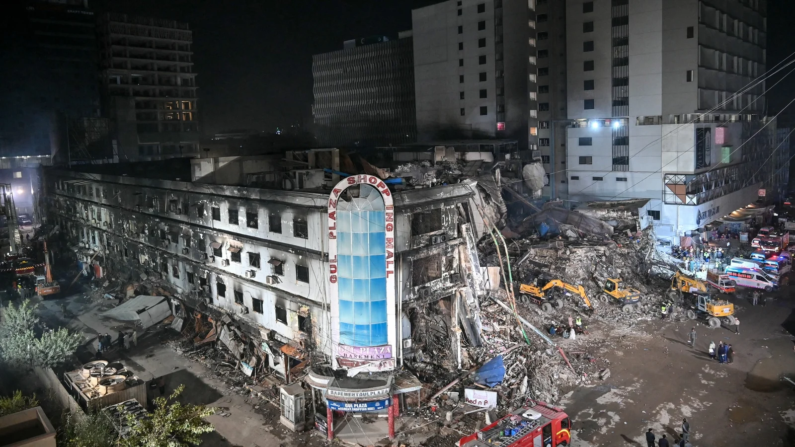Pakistan mall blaze leaves 55 dead, Karachi officials confirm