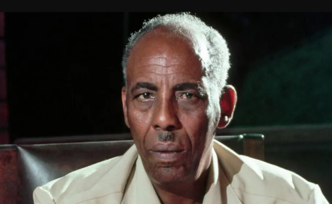 Pilot tells BBC about secret mission to bring late president’s remains home