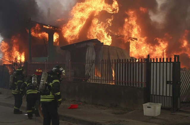 Raging Chile wildfires claim 16 lives, spur mass evacuations