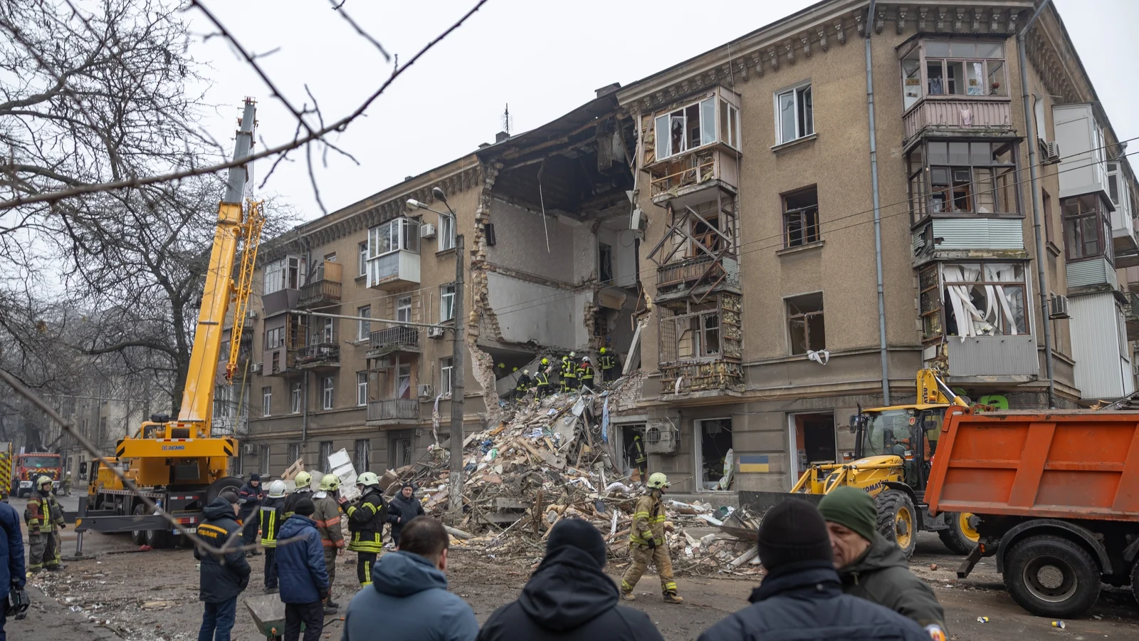 Russian strikes kill two in Kyiv region, officials report