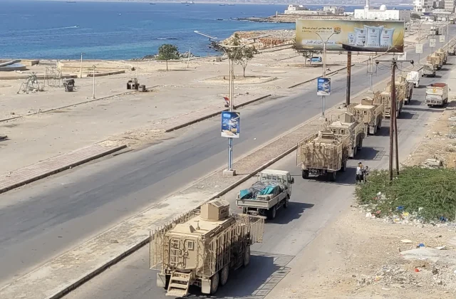 Saudi Arabia urges Yemeni rivals to negotiate as clashes intensify