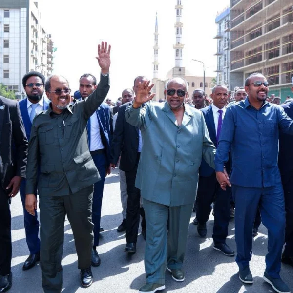 Somali Leader Holds High-Level Talks with Ethiopian and Djiboutian Counterparts