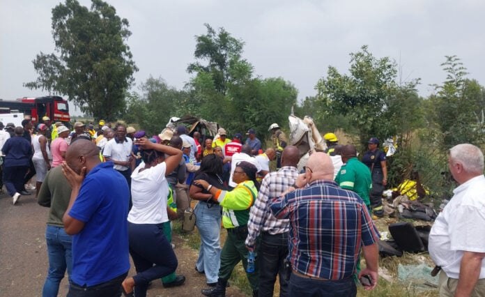 South African Taxi Crash Kills More Than a Dozen Children