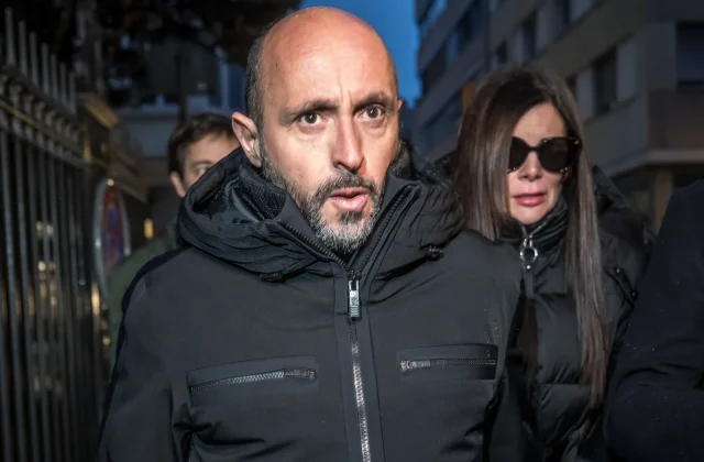Swiss court orders bar owner to remain jailed over fatal blaze