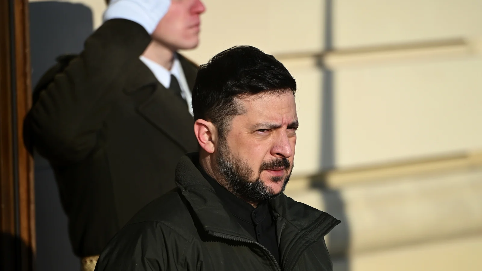 Trump to meet Zelensky at Davos Tuesday, says deal within reach