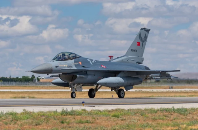 Turkey Deploys F-16 Fighter Jets to Somalia, Hiiraan Online Reports