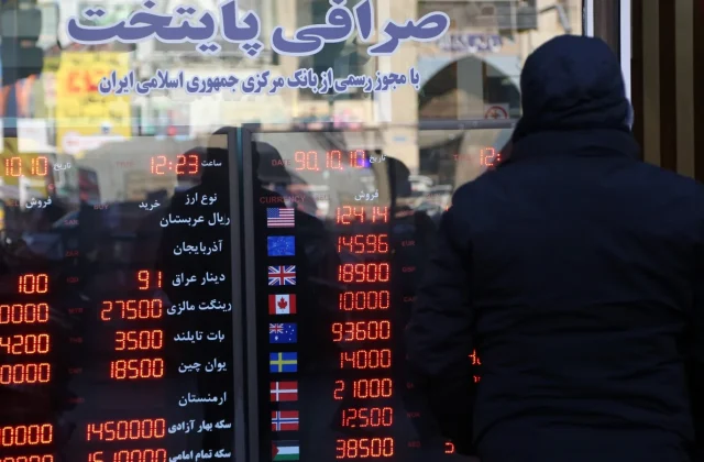 U.S. warns of consequences if Iran kills protesters over economic woes