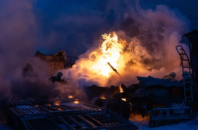 Ukraine accuses Putin of cynical missile barrage as Abu Dhabi talks resume