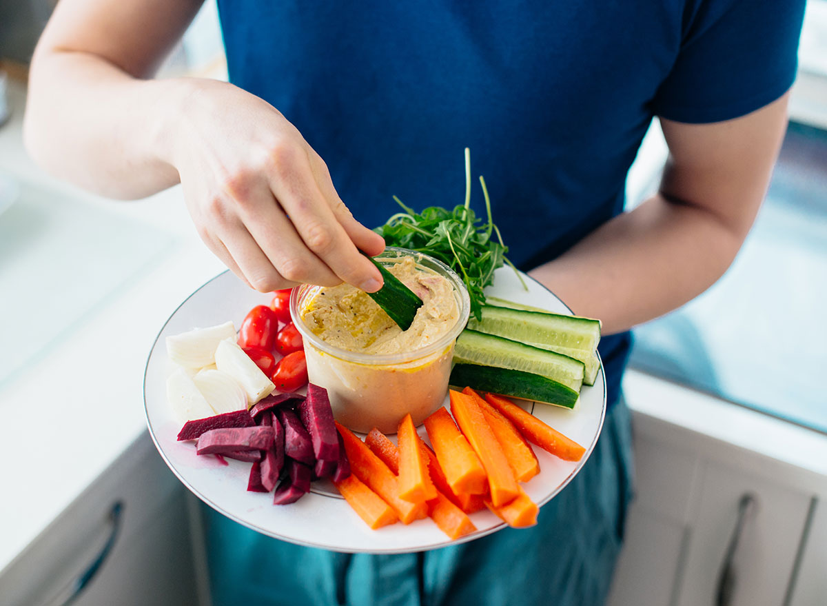 5 Nutritionist-Recommended Snacks to Support Weight Loss