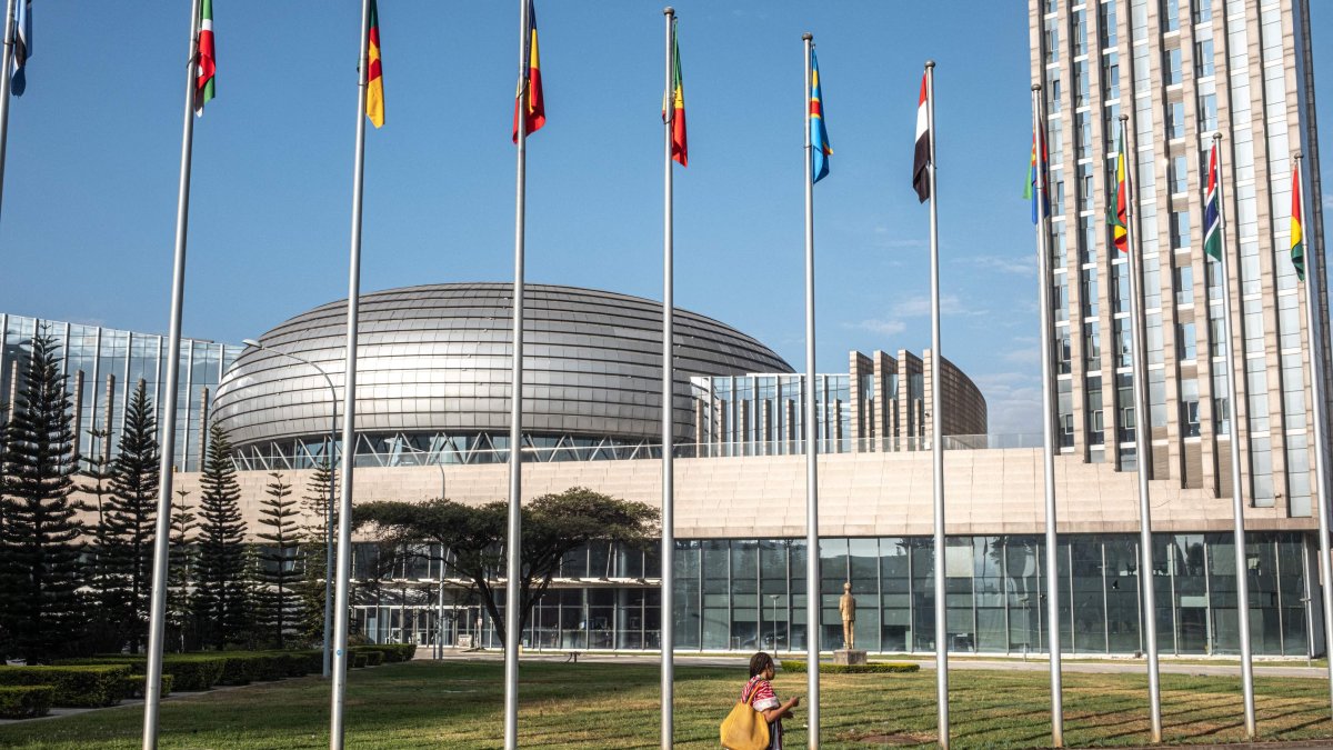 African Union Summit Begins as Youth Frustration Intensifies