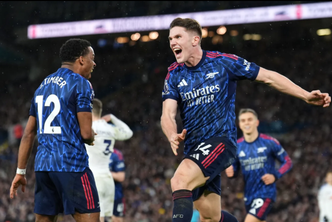 Arsenal open seven-point Premier League lead as Liverpool beat Newcastle