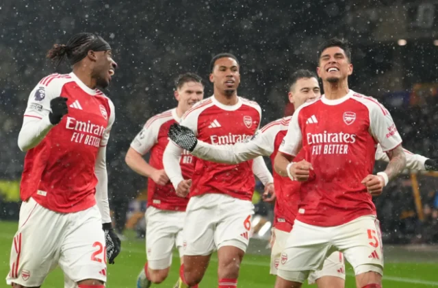 Arsenal squander two-goal lead at Wolves, boosting Man City’s Premier League title hopes