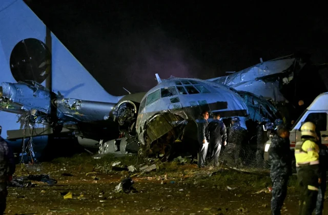 At least 15 dead after military aircraft crashes in Bolivia