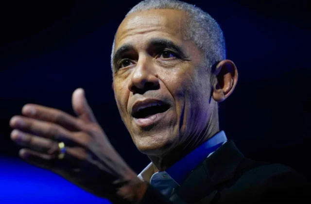 Barack Obama Voices Support for Anti-ICE Protesters in Minneapolis