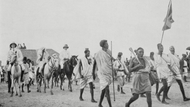 Duminta Xuduudaha Gumeysiga: Danta Afrika iyo Midnimada Ummadda Soomaaliyeed
