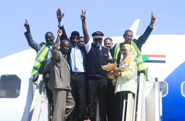 First Civilian Plane Lands in Khartoum After Hiatus