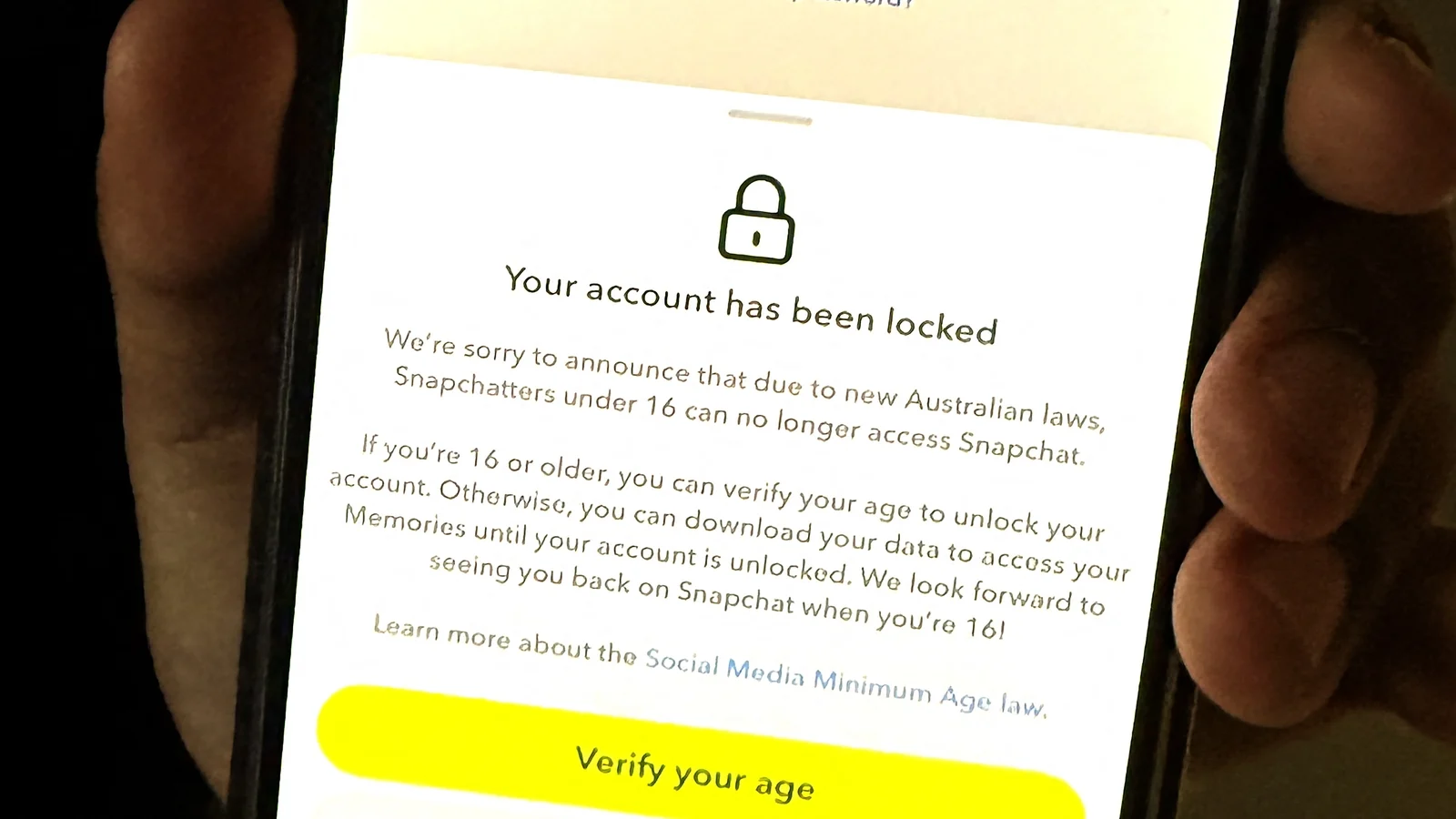 Snapchat suspends 415,000 underage accounts amid Australian ban threat
