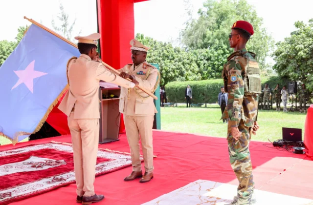 Somalia’s New Army Chief Takes Command in Mogadishu Handover