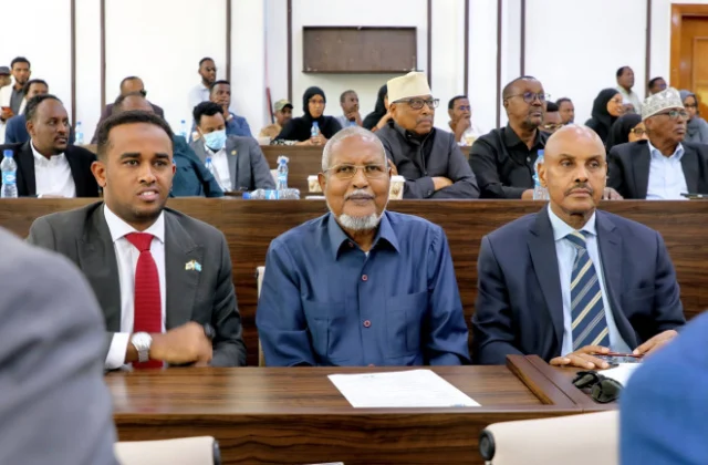 Somalia’s Parliament Suspends Six More Lawmakers Over Disruptions, Escalating Constitutional Standoff