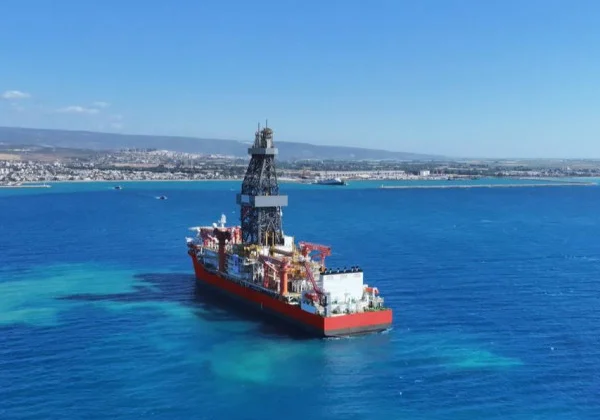 Türkiye dispatches drilling vessel to Somalia for landmark offshore energy exploration