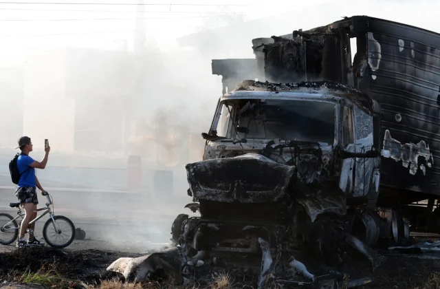 Violence after Mexican cartel leader’s death leaves at least 25 soldiers dead