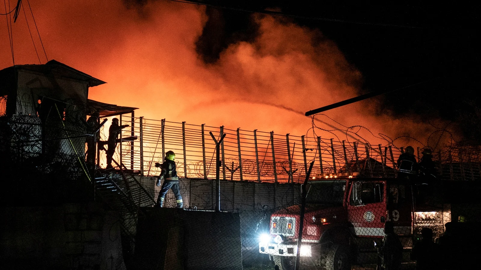 Afghan Taliban Claims 400 Killed in Pakistani Airstrike; Islamabad Denies
