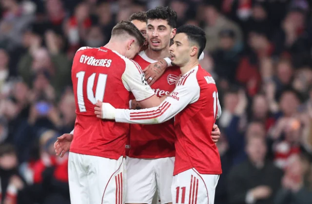 Arsenal defeat Chelsea to remain five points clear in Premier League