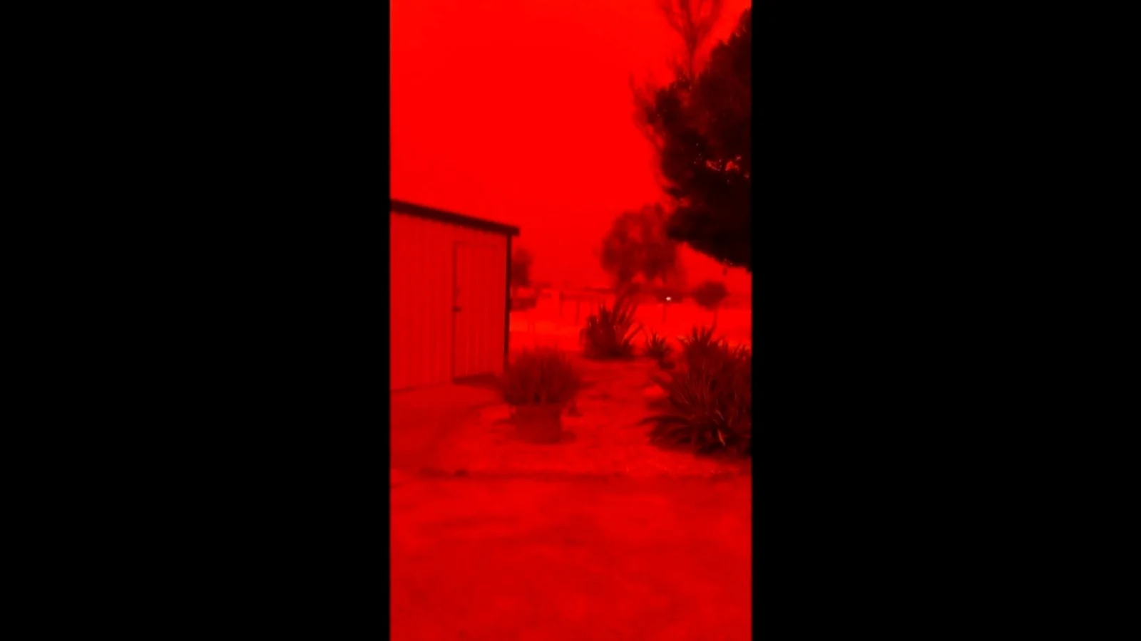 Australian sky turns red ahead of approaching tropical cyclone