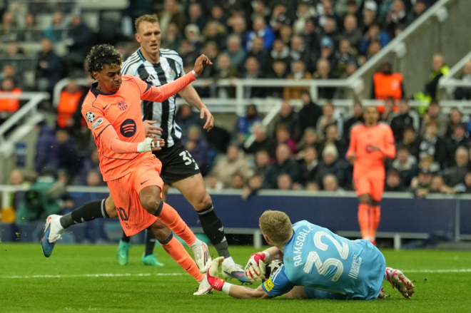 Bayern Munich, Atletico cruise in Champions League; Liverpool lose, Barcelona held