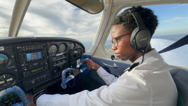 Britain’s youngest Somali pilot moves closer to a commercial airline career