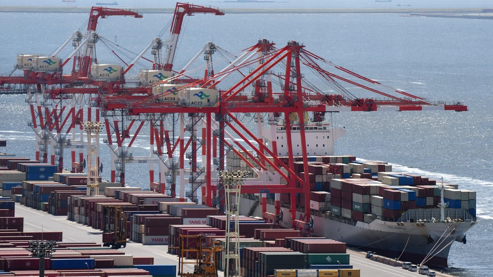 European Parliament Gives Conditional Approval to U.S. Tariff Agreement