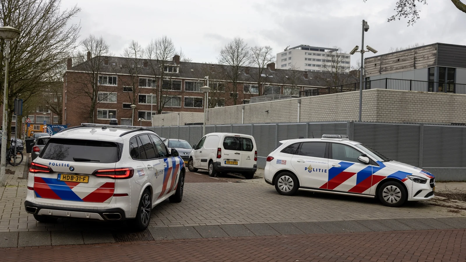 Explosion causes minor damage to Amsterdam Jewish school