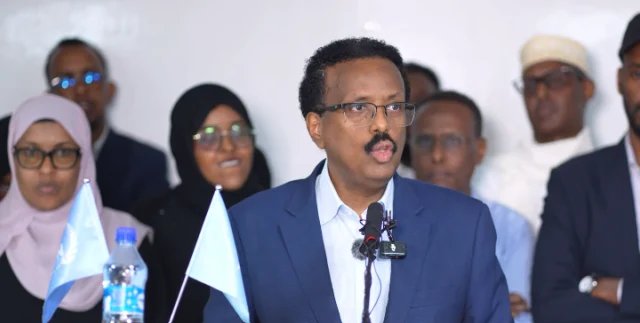 Farmaajo Warns Mohamud Against Unilateral Moves on Somalia’s Constitution