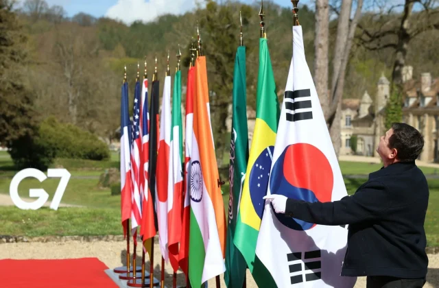 France denies excluding South Africa from G7 over U.S. pressure