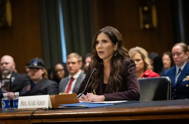 Homeland chief Noem defends comments labeling slain American citizens as terrorists