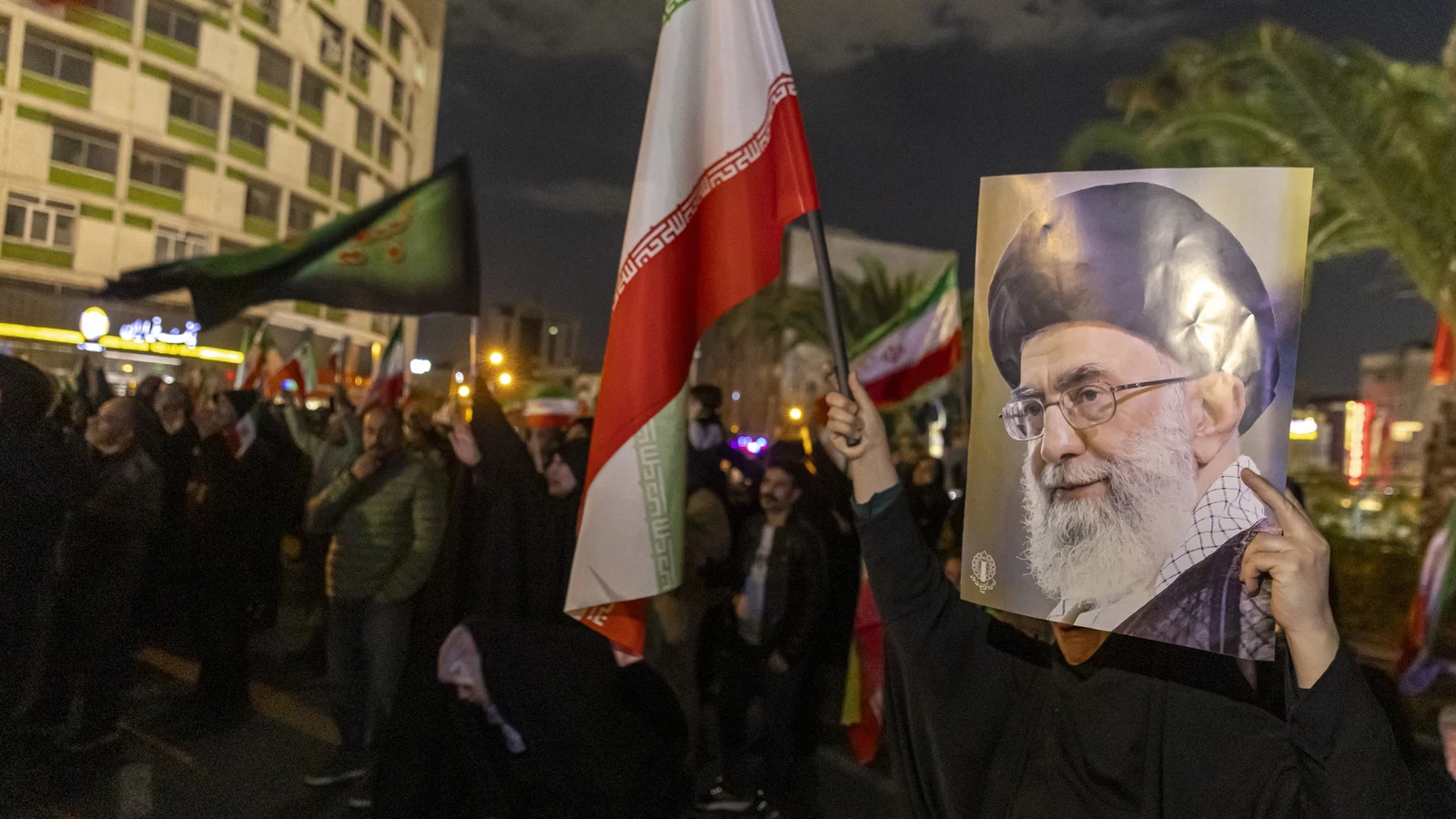 Iran’s Uniquely Complex Power Structure: A Closer Look