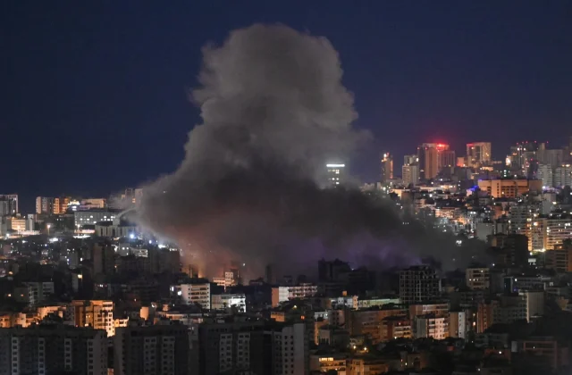 Israel and Iran trade new strikes as Middle East war widens
