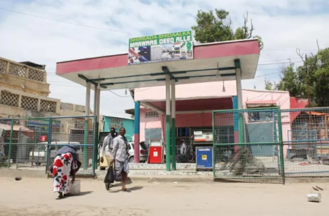 Mogadishu Fuel Prices Surge 77% as Middle East Conflict Roils Global Oil Markets
