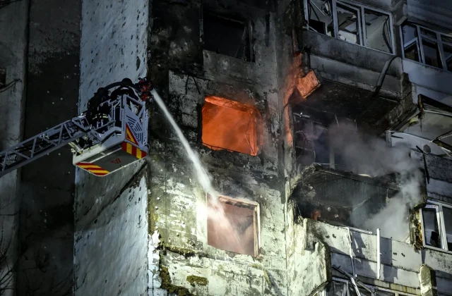 Russian Attacks Cut Power to Thousands in Northern Ukraine