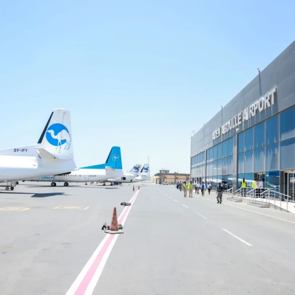 Somalia’s Federal Government Blocks Baidoa Flights, Hundreds Stranded in Mogadishu