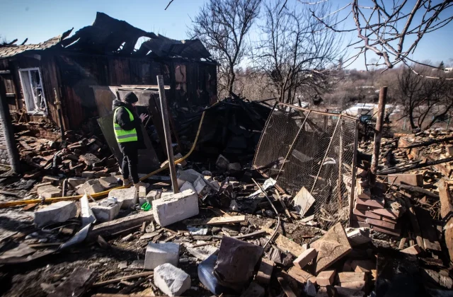 Ukraine Reports Six Dead as Russian Attacks Hit Across Country