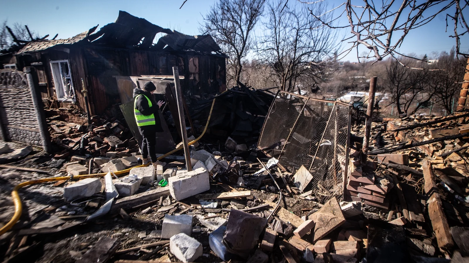 Ukraine Reports Six Dead as Russian Attacks Hit Across Country