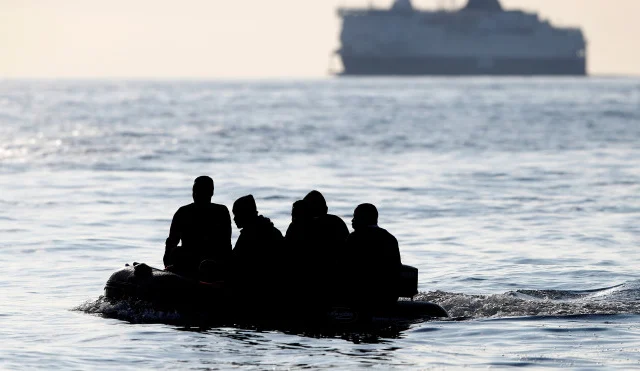 At least 18 die after migrant boat sinks off Turkey’s Aegean coast
