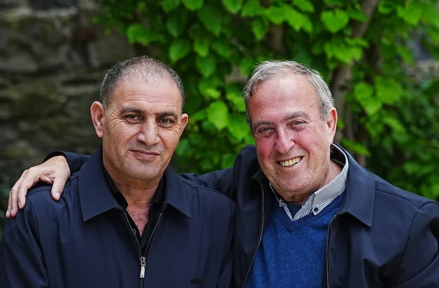 Bereaved Israeli and Palestinian fathers campaign together for peace
