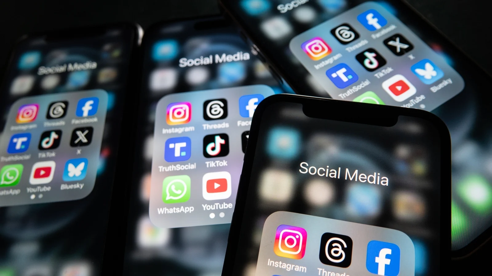 Greece to ban social media for children under 15 starting in 2027