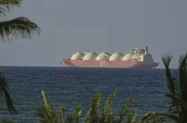How a Trump Strait of Hormuz blockade could hit the global economy
