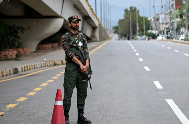 Iran delegation arrives in Pakistan amid hopes for progress