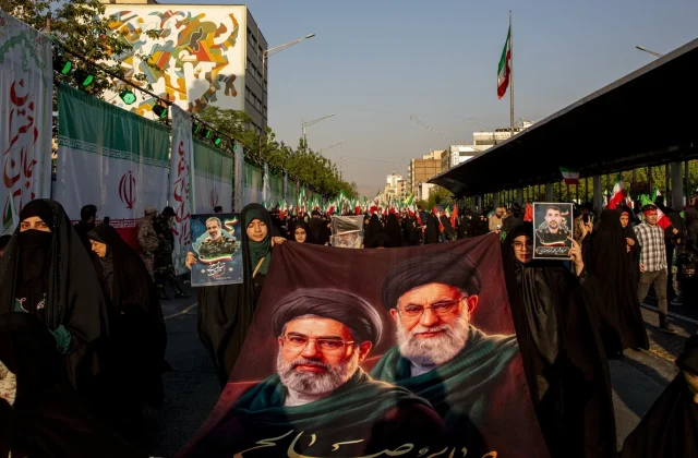 Iran threatens to close Strait of Hormuz if US blockade persists