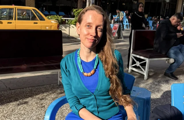 Iraqi armed group releases U.S. journalist
